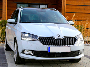 Louer Skoda Fabia combi à Cluj Napoca classe Monospaces